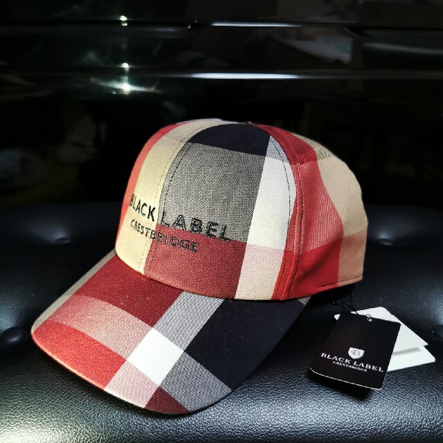 BURBERRY BLACK LABEL(バーバリーブラックレーベル)のBLACK LABEL　キャップ　レッド メンズの帽子(キャップ)の商品写真