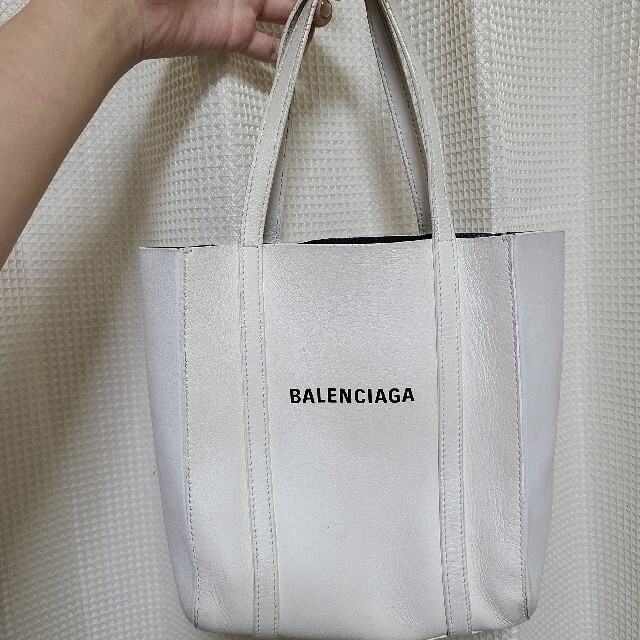 BALENCIAGA バッグ