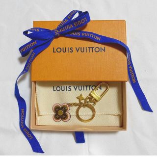 ルイヴィトン(LOUIS VUITTON)の【お値下げしました！】ルイヴィトン　ポルト クレ・ブルーミング フラワー BB(キーホルダー)