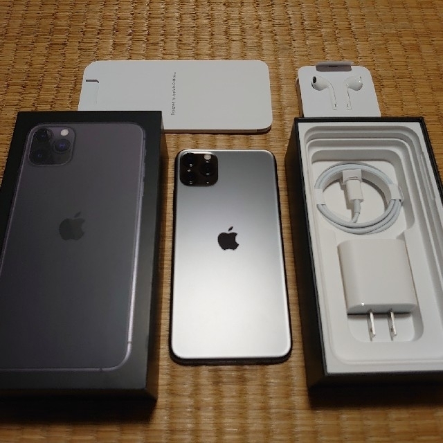 iPhone 11 Pro Max 64 新品 ソフトバンク SIMロック解除済