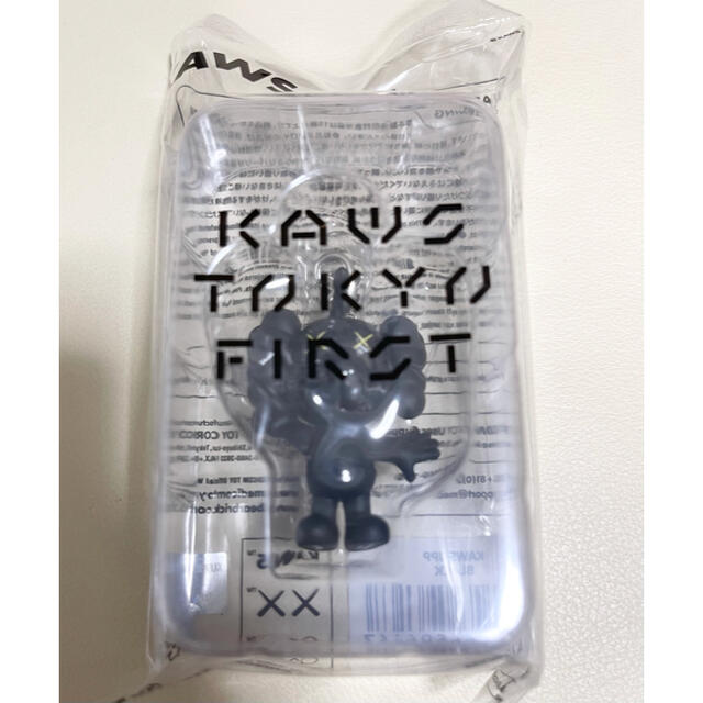 MEDICOM TOY(メディコムトイ)のKAWS TOKYO FIRST KEYHOLDER  カウズ トキーホルダー エンタメ/ホビーのアニメグッズ(キーホルダー)の商品写真