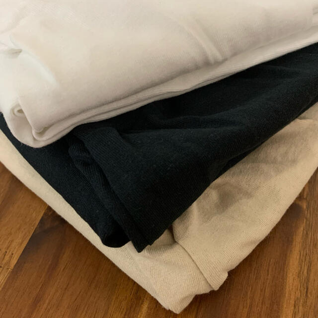 GILDAN(ギルタン)の新品 無地ロンＴ 長袖 Tシャツ 3色セット(白 黒 ベージュ) ギルダン L メンズのトップス(Tシャツ/カットソー(七分/長袖))の商品写真