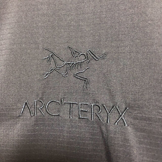 ARC'TERYX(アークテリクス)のアークテリクス  ビームス  別注 Atom AR Hoodie XL   メンズのジャケット/アウター(マウンテンパーカー)の商品写真