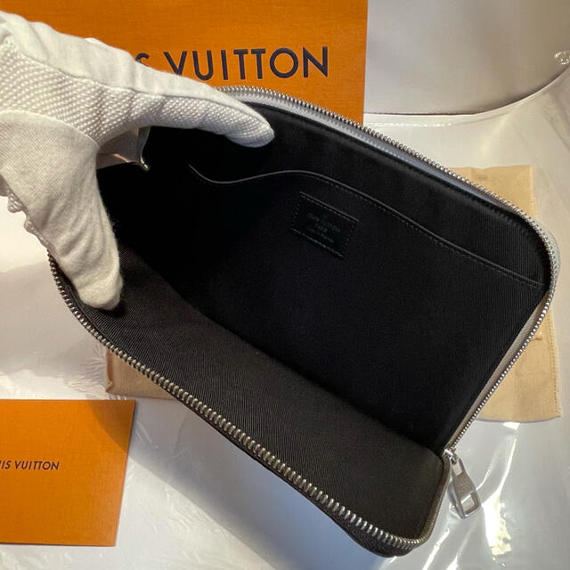 LOUIS VUITTON(ルイヴィトン)のルイヴィトン  DSMG限定コラボ ジュール PM クラッチバッグ M62481 メンズのバッグ(セカンドバッグ/クラッチバッグ)の商品写真