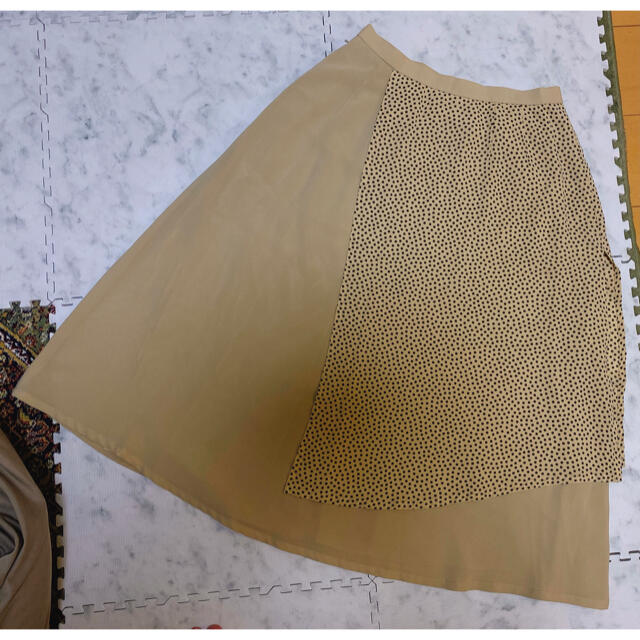 シフォンスカート　ベージュ　ドット レディースのスカート(ロングスカート)の商品写真