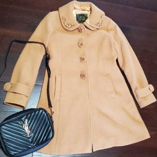 セシルマクビー(CECIL McBEE)のCECIL McBEE☆オシャレでキラキラかわいいビジュー付きウールコート茶色(チェスターコート)