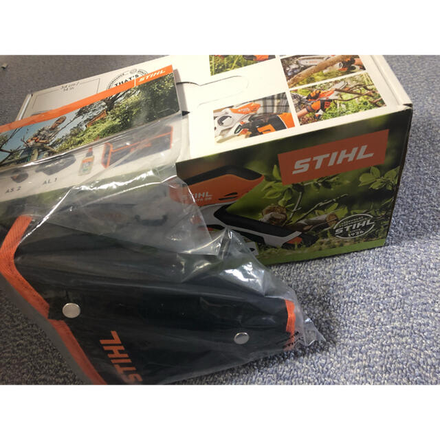 STIHL GTA26 バッテリーガーデンカッター、フォルスター(カバー)