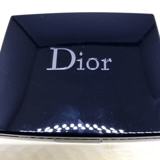 Dior(ディオール)のtomamumami様専用❣️DIOR ディオールスキン　ルージュブラッシュ コスメ/美容のベースメイク/化粧品(フェイスカラー)の商品写真