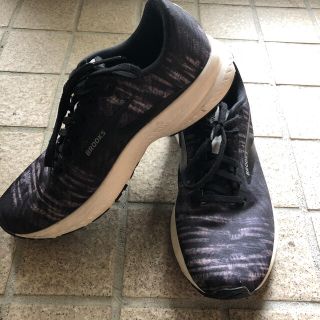 ブルックス(Brooks)の美品　BROOKS のスニーカー　25.5(スニーカー)