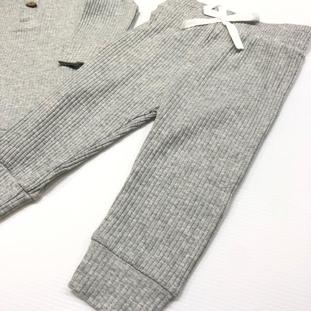 《新品》ベビー リブ シンプル セットアップ ストレッチ コットン 80cm キッズ/ベビー/マタニティのベビー服(~85cm)(パジャマ)の商品写真