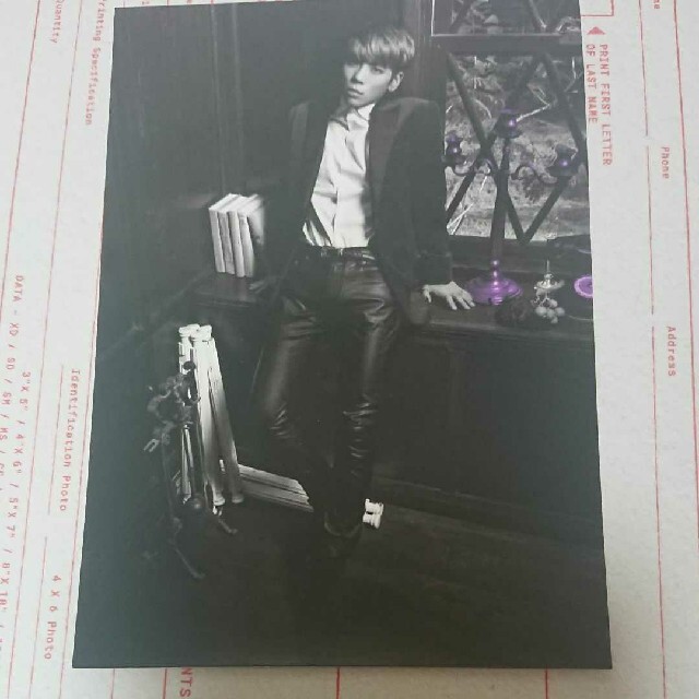 SHINee(シャイニー)の公式　SHINee JONGHYUN フォト エンタメ/ホビーのCD(K-POP/アジア)の商品写真