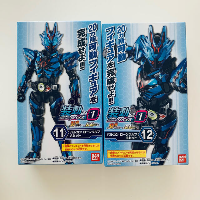 BANDAI(バンダイ)の仮面ライダーリバイス by1 & 装動 セイバー　ゼロワン エンタメ/ホビーのフィギュア(特撮)の商品写真