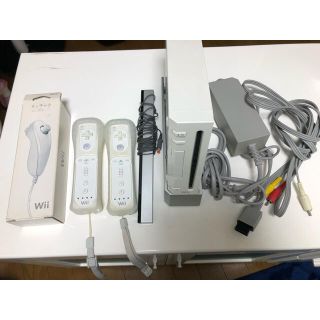 ウィー(Wii)のWii(家庭用ゲーム機本体)