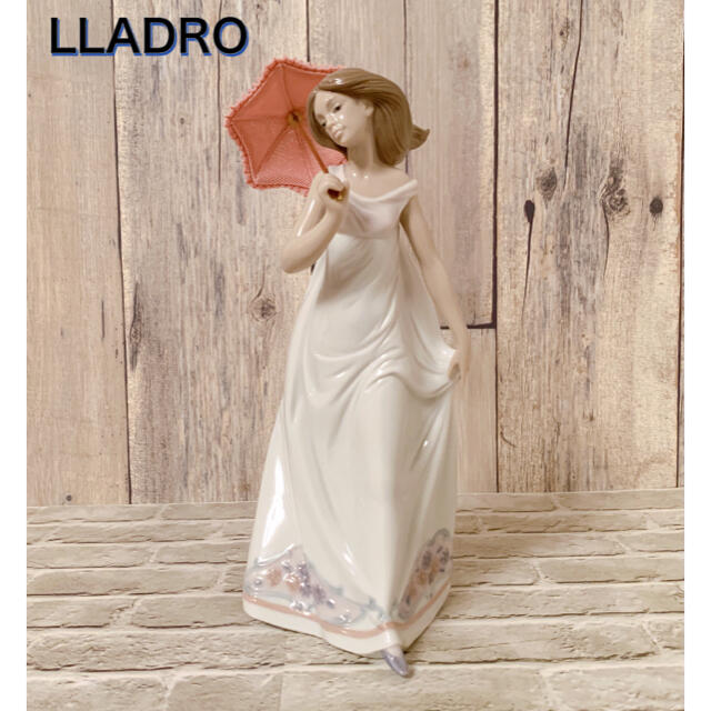 エンタメ/ホビーリヤドロ LLADRO『春の光の中で』会員限定作品 ☆絶版・希少☆