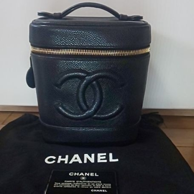 ブランドCHANEL  シャネルバニティバッグ ポーチ  キャビアスキン 【美品】