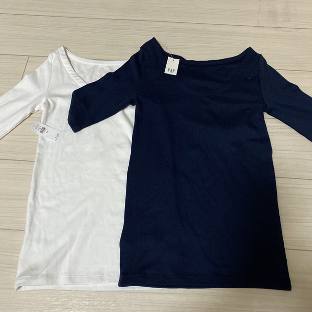 GAP(ギャップ)のGAP モダン バレエネックTシャツ XXS レディースのトップス(Tシャツ(半袖/袖なし))の商品写真