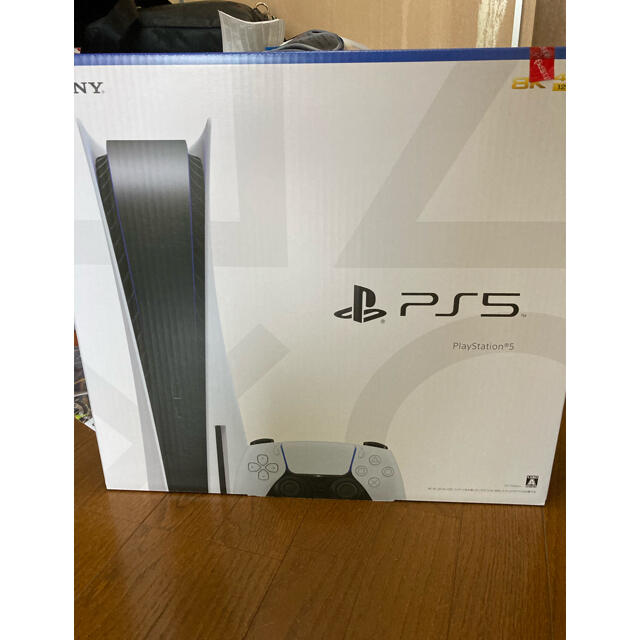 PlayStation(プレイステーション)のSONY PlayStation5 CFI-1100A01 エンタメ/ホビーのゲームソフト/ゲーム機本体(家庭用ゲーム機本体)の商品写真