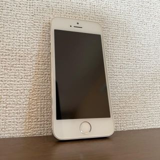 アイフォーン(iPhone)の【アウラニシェリーメイ様】iPhone5s シルバー 32GB【画面表示不良】(スマートフォン本体)