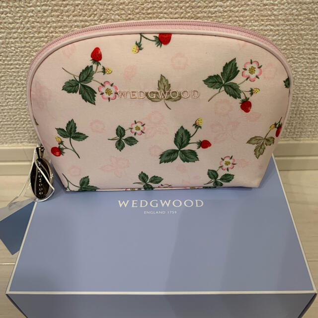 WEDGWOOD(ウェッジウッド)のポーチとハンカチセット【WEDGWOOD】 レディースのファッション小物(ポーチ)の商品写真