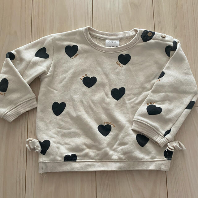 ZARA KIDS(ザラキッズ)のZARA baby   ハート柄　トレーナー キッズ/ベビー/マタニティのベビー服(~85cm)(トレーナー)の商品写真