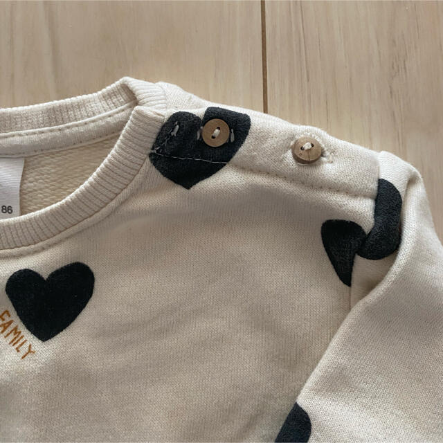 ZARA KIDS(ザラキッズ)のZARA baby   ハート柄　トレーナー キッズ/ベビー/マタニティのベビー服(~85cm)(トレーナー)の商品写真