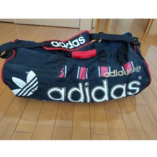 アディダス(adidas)のadidas　アディダス(ショルダーバッグ)