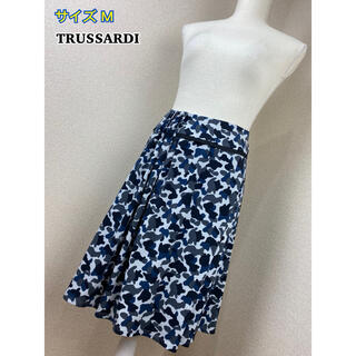 トラサルディ(Trussardi)のTRUSSARDI スカート(ひざ丈スカート)
