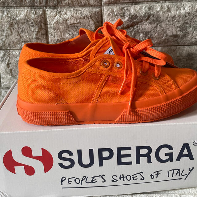 SUPERGA(スペルガ)の新品　スペルガ　スニーカー レディースの靴/シューズ(スニーカー)の商品写真