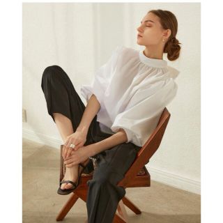 お値下げ‼︎】ロミール バックリボンブラウス romileの通販 by chii's ...