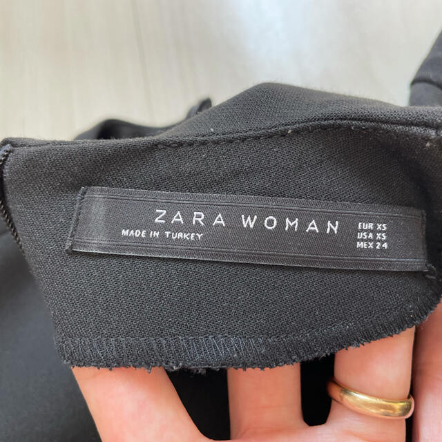 ZARA(ザラ)のZARA ブラックワンピース レディースのフォーマル/ドレス(ミニドレス)の商品写真