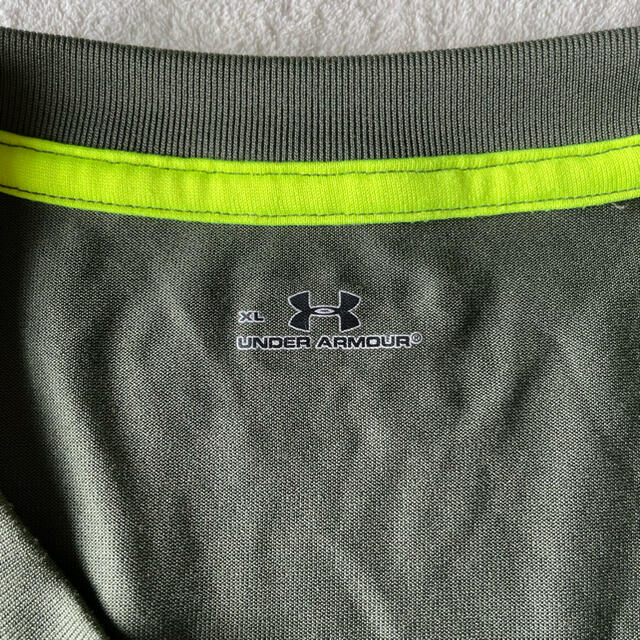 UNDER ARMOUR(アンダーアーマー)のアンダーアーマー　半袖　Tシャツ　カーキ  緑　メンズ　XL メンズのトップス(Tシャツ/カットソー(半袖/袖なし))の商品写真