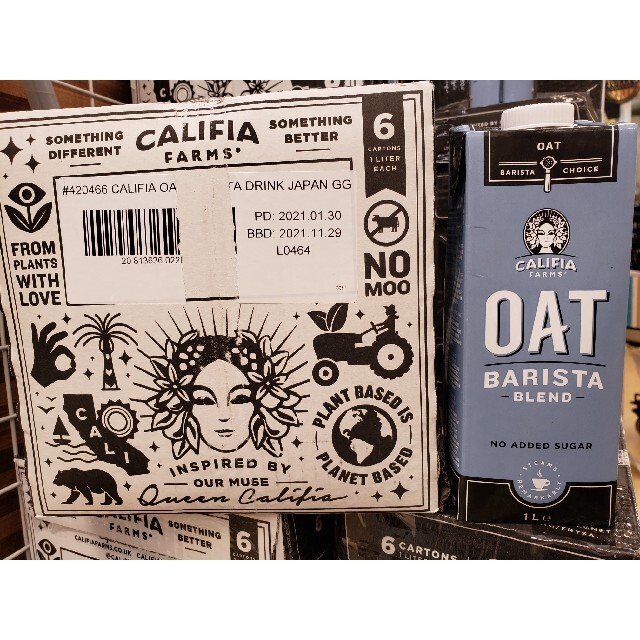 KALDI(カルディ)の12本 CALIFIA FARMS OAT オーツミルク 1L 新品 食品/飲料/酒の飲料(その他)の商品写真