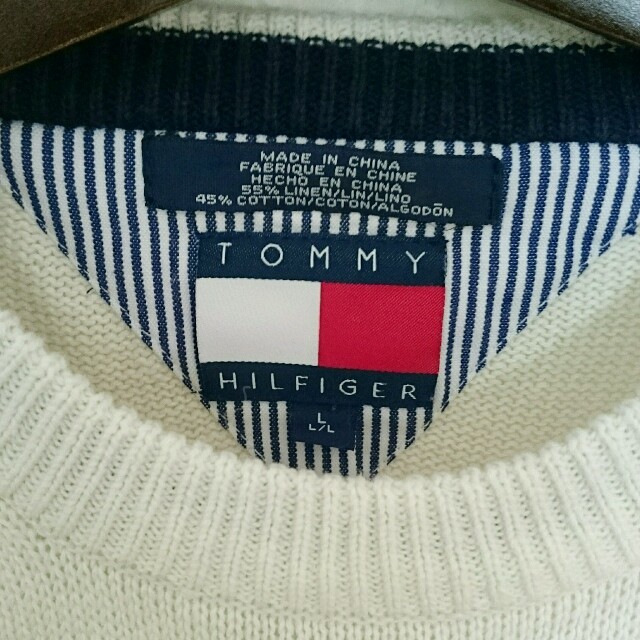 TOMMY HILFIGER(トミーヒルフィガー)の【トミーヒルフィガー】フラッグロゴセーター メンズのトップス(ニット/セーター)の商品写真