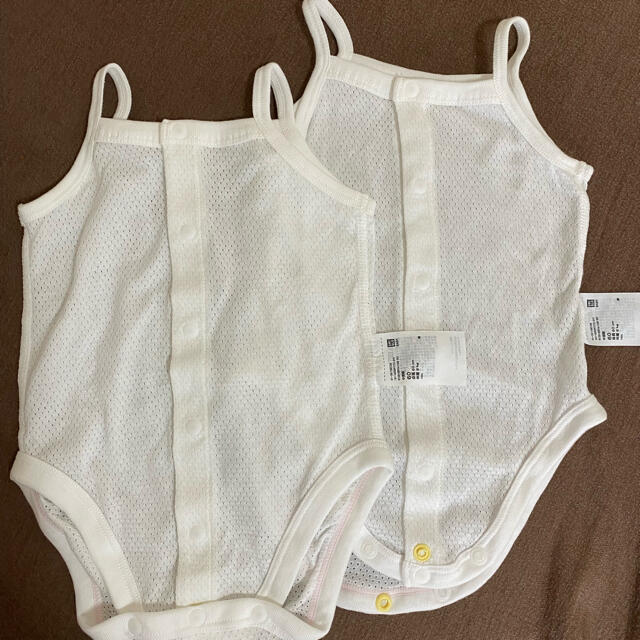 UNIQLO(ユニクロ)の新生児　肌着 キッズ/ベビー/マタニティのベビー服(~85cm)(肌着/下着)の商品写真
