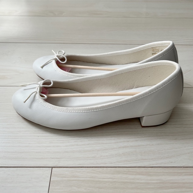 鱗さま専用ページ】repetto 3センチヒール ホワイト 38.5 - バレエ