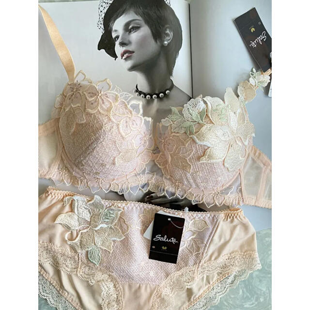 Wacoal - 【新品タグ付】サルート❤︎パリジェンヌ❤︎D65M(定価