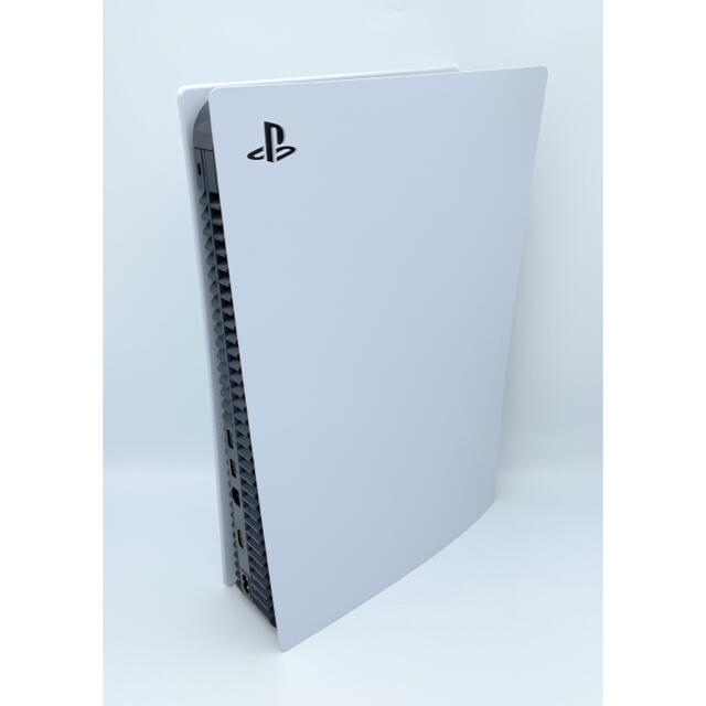PlayStation(プレイステーション)のps5 PlayStation5 デジタルエディション エンタメ/ホビーのゲームソフト/ゲーム機本体(携帯用ゲーム機本体)の商品写真