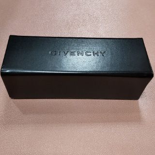 ジバンシィ(GIVENCHY)のジバンシー純正メガネケース新品未使用(サングラス/メガネ)