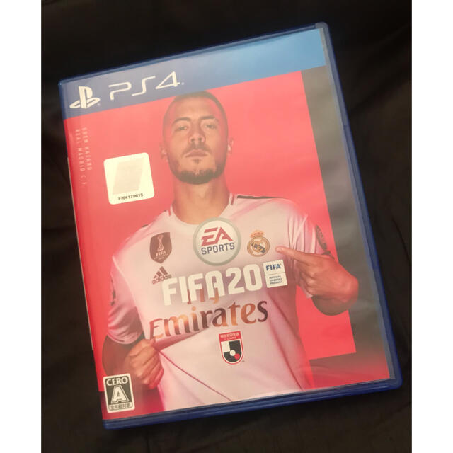 PlayStation4(プレイステーション4)のPS4 FIFA20 エンタメ/ホビーのゲームソフト/ゲーム機本体(家庭用ゲームソフト)の商品写真