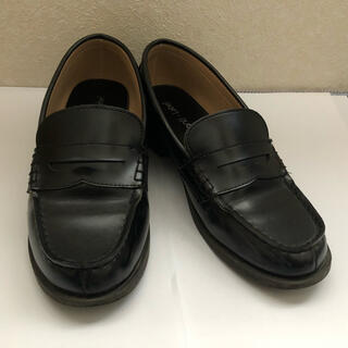 アベイル(Avail)の黒ローファー［24.0cm］(ローファー/革靴)