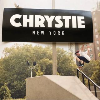 ハフ(HUF)のCHRYSTIE nycクリスティUS限定激レアボックスロゴステッカー１点物(スケートボード)