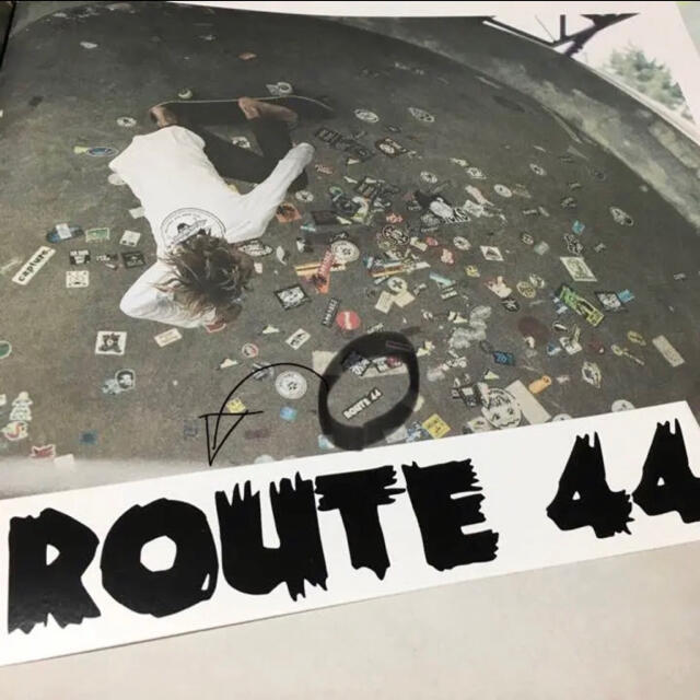 THRASHER(スラッシャー)のROUTE44ルートフォーティーフォーUS限定コアsk8SHOPバナーステッカー スポーツ/アウトドアのスポーツ/アウトドア その他(スケートボード)の商品写真