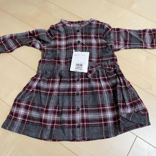 ベベ(BeBe)の☆新品☆未使用  値下げ中！  BeBe 長袖シャツワンピース 90cm(ワンピース)