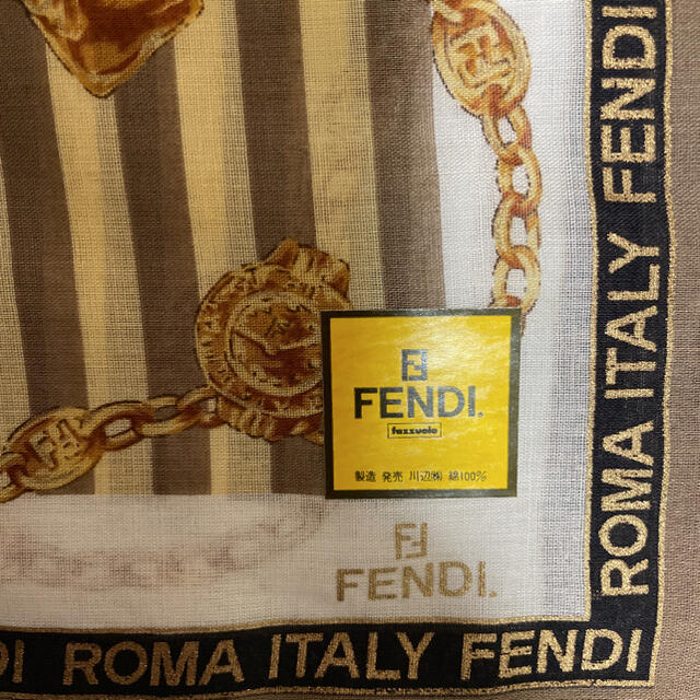 FENDI(フェンディ)の☆専用です☆FENDI ハンカチ2枚セット レディースのファッション小物(ハンカチ)の商品写真