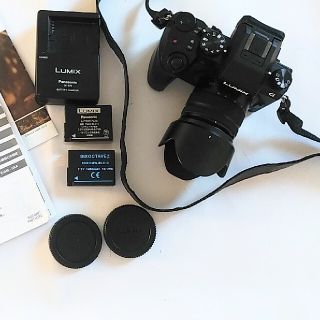 パナソニック(Panasonic)のぽんちょ様『LUMIX　G7 ボディ』『マイクロフォーサーズ　レンズ』(デジタル一眼)