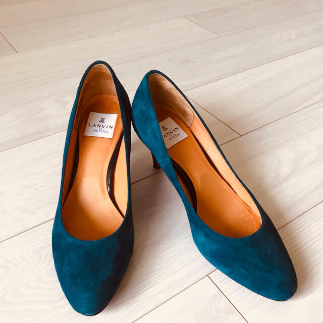 LANVIN en Bleu(ランバンオンブルー)のLANVIN en bleu パンプス　スエード　24cm レディースの靴/シューズ(ハイヒール/パンプス)の商品写真