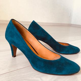 ランバンオンブルー(LANVIN en Bleu)のLANVIN en bleu パンプス　スエード　24cm(ハイヒール/パンプス)