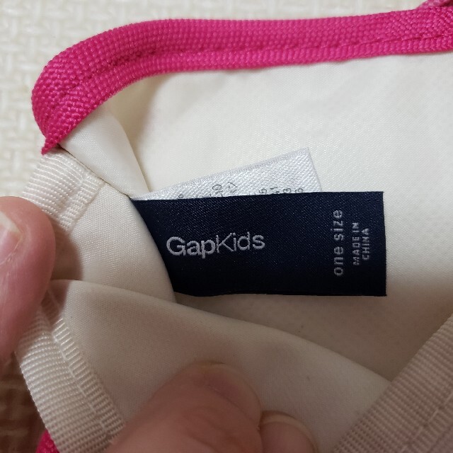 GAP Kids(ギャップキッズ)のGap Kids 折り財布 キッズ/ベビー/マタニティのこども用ファッション小物(財布)の商品写真