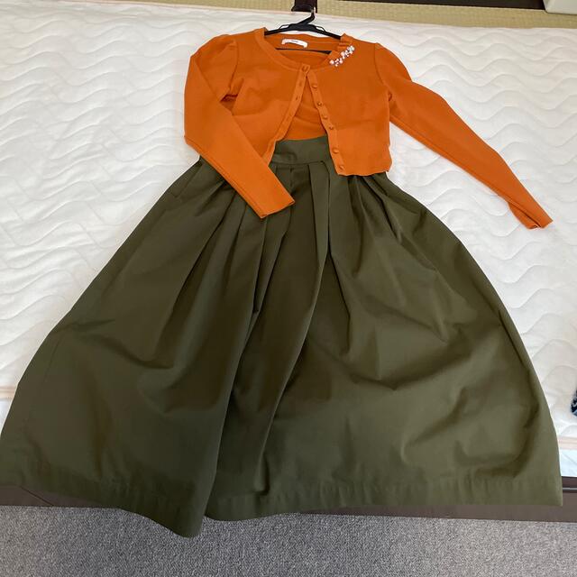 TOMORROWLAND(トゥモローランド)のフレアスカート レディースのスカート(ひざ丈スカート)の商品写真