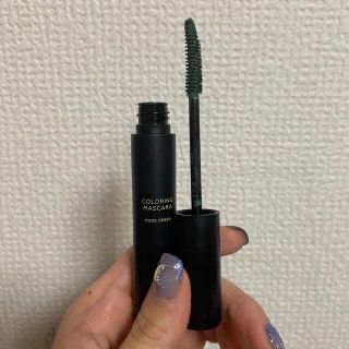 uneven カラーリングマスカラ モスグリーン(マスカラ)